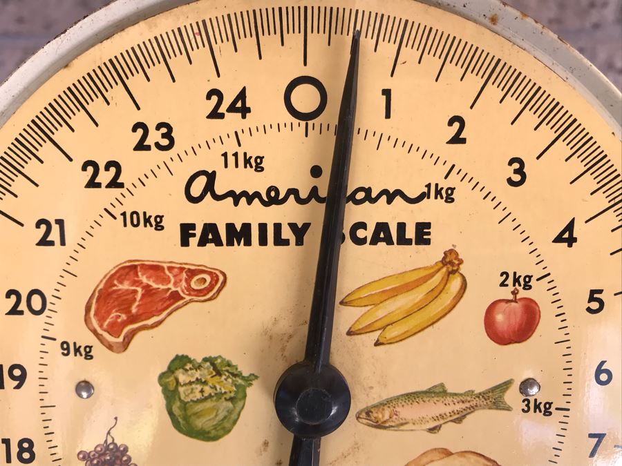 Vintage American Family Scale [Photo 4]