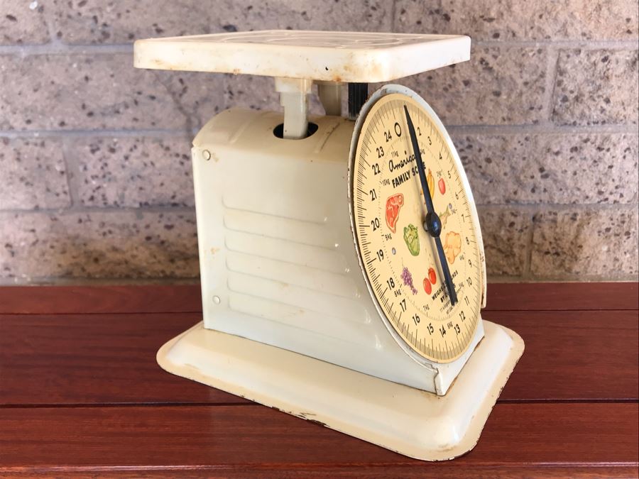 Vintage American Family Scale [Photo 6]