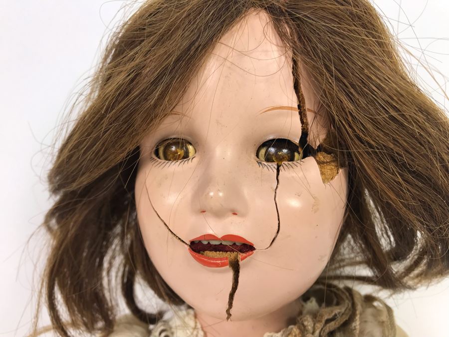 Creepy Halloween Judy Garland Doll [Photo 4]