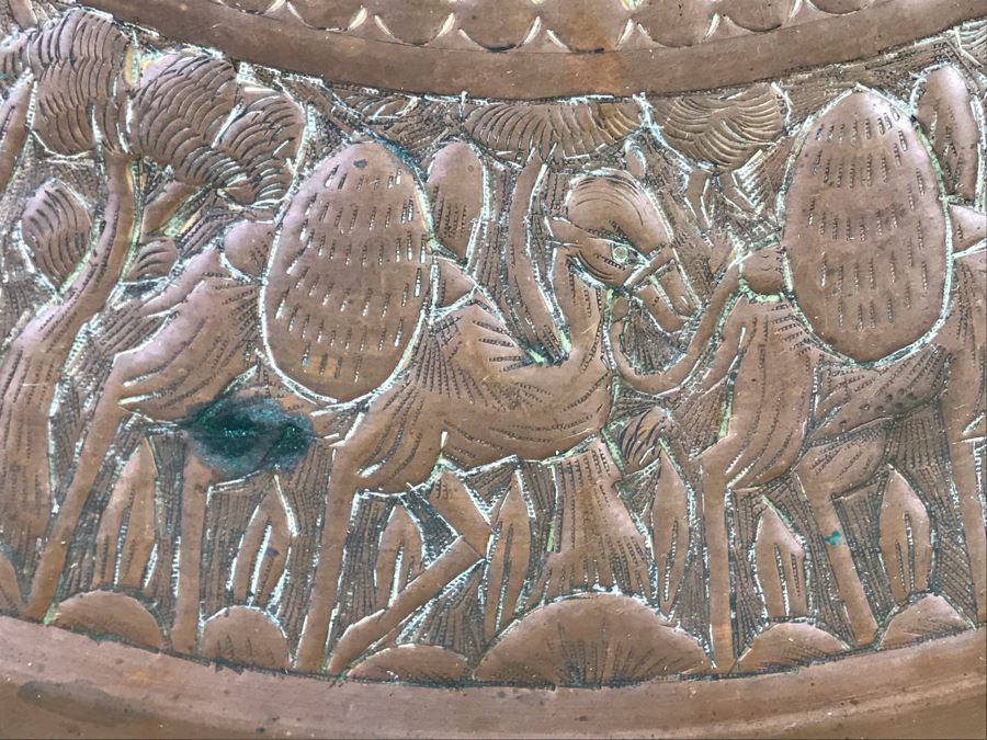 15' Vintage Copper Repousse Tray [Photo 4]