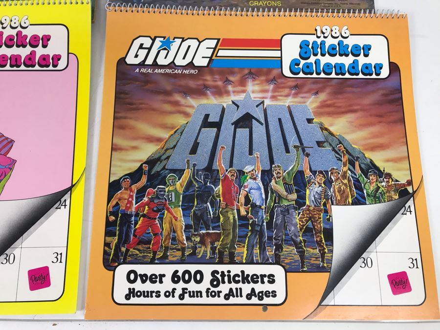 (3) New Old Stock Vintage Giant Coloring Books And (3) Sticker Calendars: Snow White, Pinocchio, Clash Of The Titans, Golden Girl, Barbie, G.I. Joe [Photo 6]