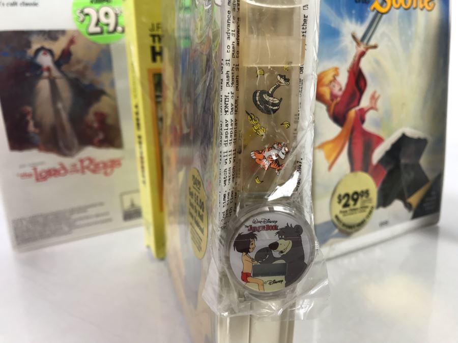 (5) Sealed Vintage VHS Movies: J.R.R. Tolkien The Hobbit, The Lord Of The Rings, Disney's Sword In The Stone, E.T. And The Jungle Book [Photo 8]