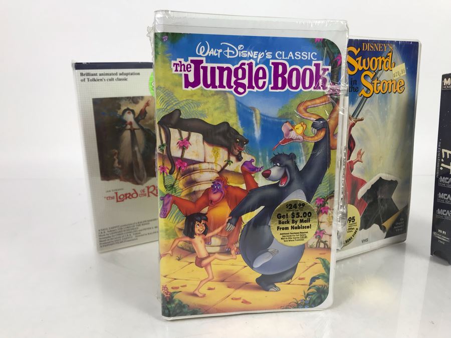 (5) Sealed Vintage VHS Movies: J.R.R. Tolkien The Hobbit, The Lord Of The Rings, Disney's Sword In The Stone, E.T. And The Jungle Book [Photo 7]