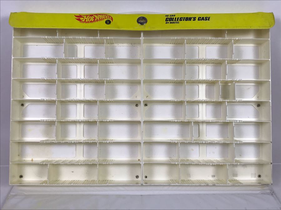 Vintage 1968 Mattel 48 Collector's Car Case  [Photo 8]