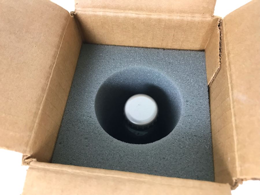 Disney's 101 Dalmatians Dr Pepper Holiday Promotion Bottle Celebrating Release Of 101 Dalmatians Movie [Photo 7]