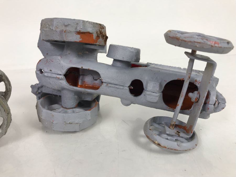 Pair Of Cast Iron Toy Tractors [Photo 7]