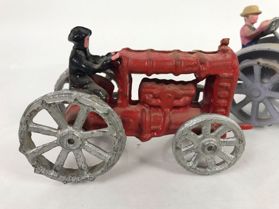 Pair Of Cast Iron Toy Tractors [Photo 10]