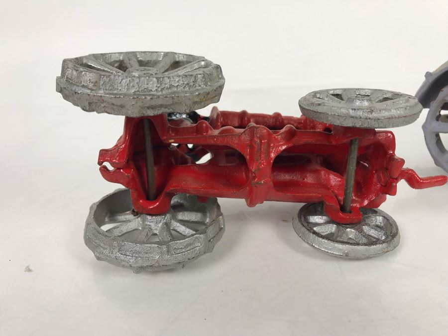 Pair Of Cast Iron Toy Tractors [Photo 12]