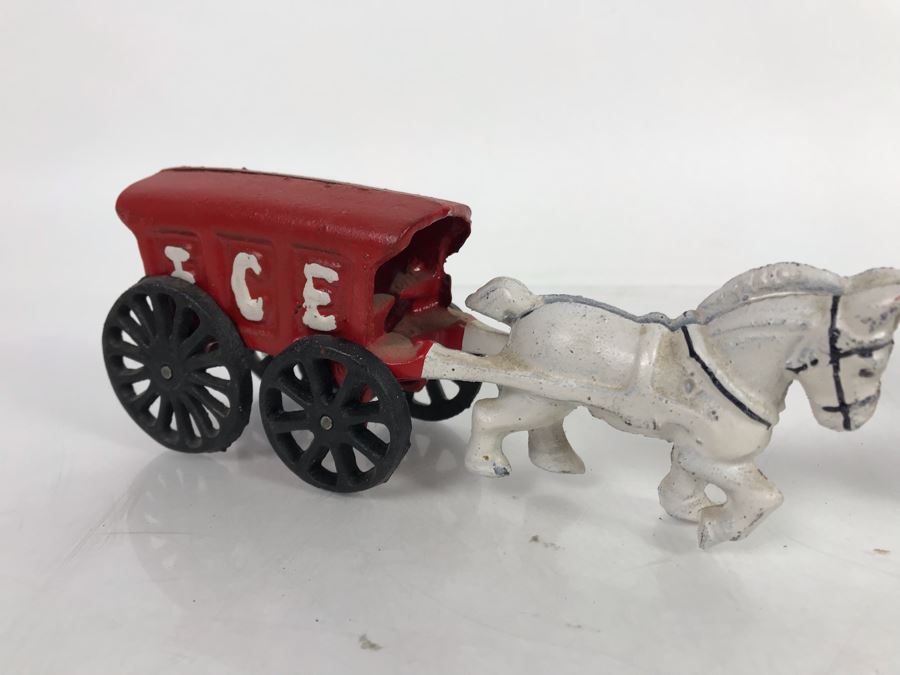 Pair Of Cast Iron Toy Horse Drawn Ice And Fresh Milk Buggies [Photo 4]