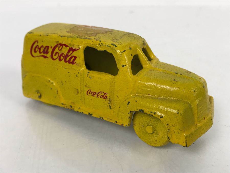 Mebetoys Maserati Mistral-Coupe Car, Dinky Toys Fire Engine And Coca-Cola Vehicle [Photo 11]