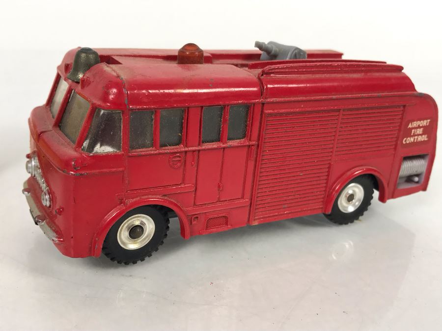 Mebetoys Maserati Mistral-Coupe Car, Dinky Toys Fire Engine And Coca-Cola Vehicle [Photo 6]