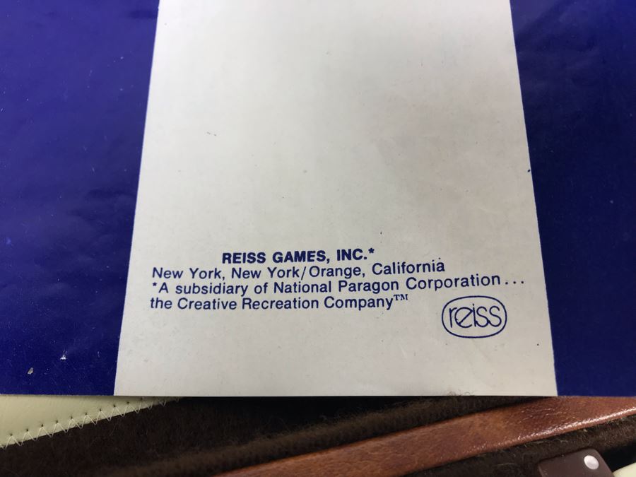 Portable Travel Case Backgammon Game [Photo 4]