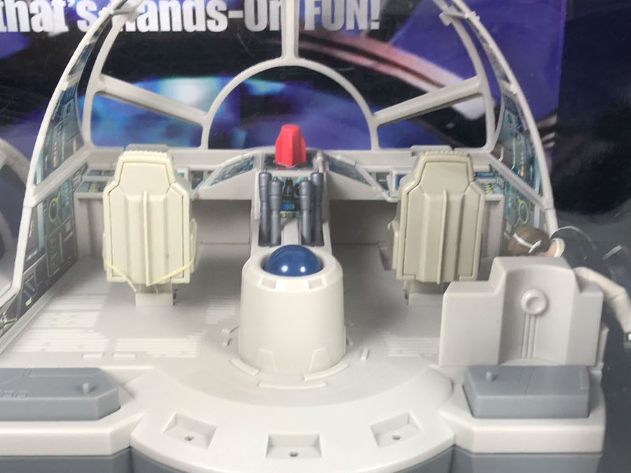 Star Wars Action Millennium Falcoln CD-ROM Playset Toy Hasbro New Old Stock [Photo 4]