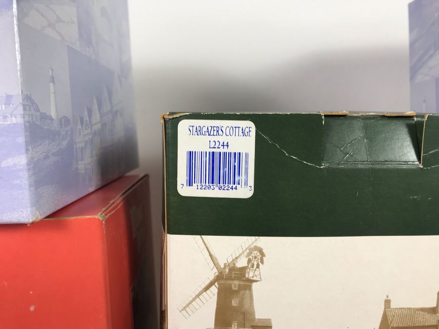 (12) Lilliput Lane Cottage Figurines With Boxes - See Photos For Details [Photo 12]