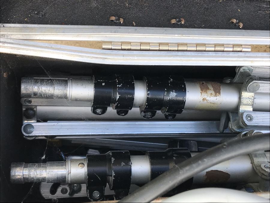 Comprehensive Video Supply Corporation Lighting System MF-10 And V-10/6 Flood Light With Case, Cords, Light Meter And Tripod [Photo 8]