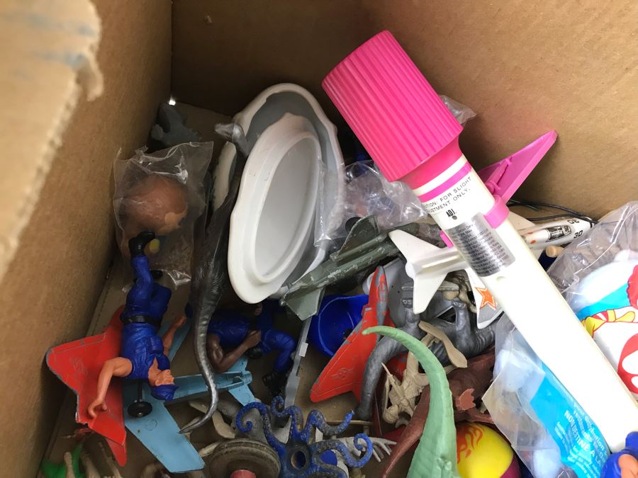 Box Of Various Vintage Toys Including Mattel And Wylint Twister Car [Photo 13]