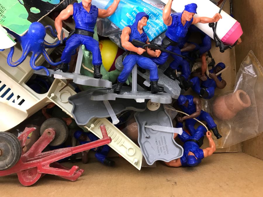 Box Of Various Vintage Toys Including Mattel And Wylint Twister Car [Photo 4]