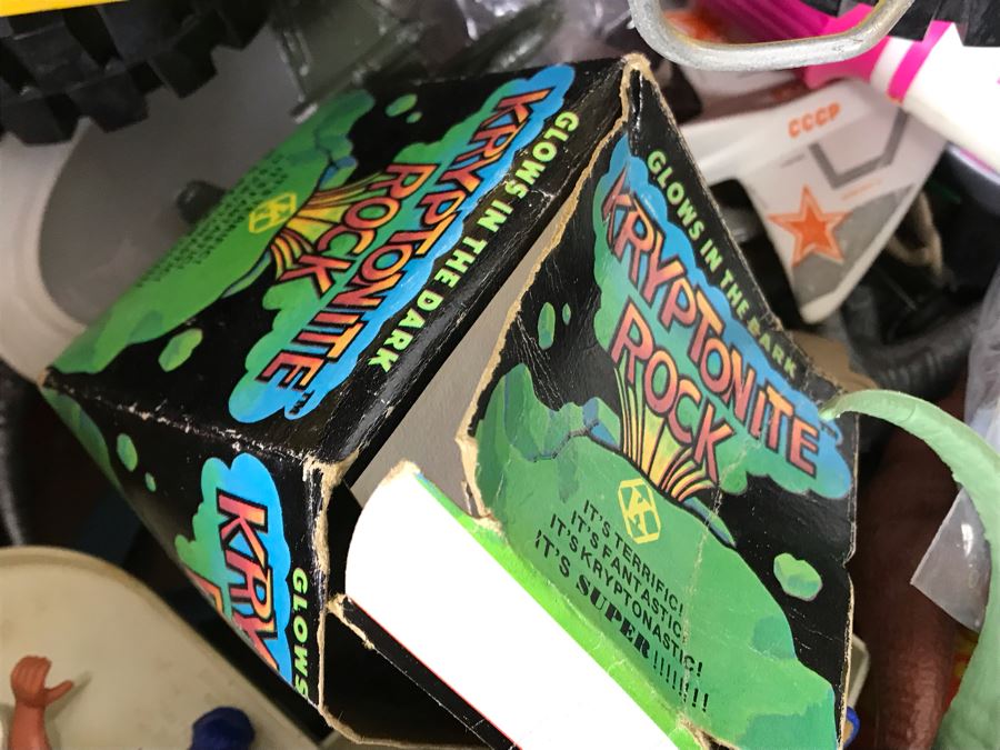 Box Of Various Vintage Toys Including Mattel And Wylint Twister Car [Photo 9]