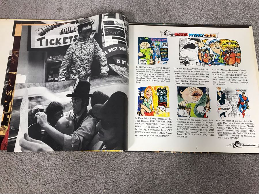 The Beatles Magical Mystery Tour Gatefold Vinyl Record With 24-Page Color Picture Book [Photo 6]