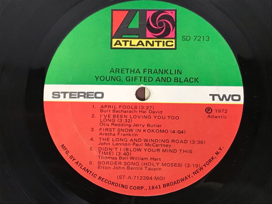 (2) Aretha Franklin Vinyl Records: Demo Record Of Young, Gifted And Black And Hey Now Hey (The Other Side Of The Sky) [Photo 9]