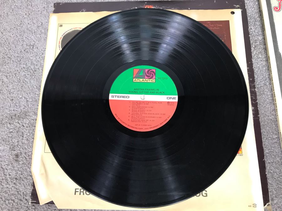 (2) Aretha Franklin Vinyl Records: Demo Record Of Young, Gifted And Black And Hey Now Hey (The Other Side Of The Sky) [Photo 6]