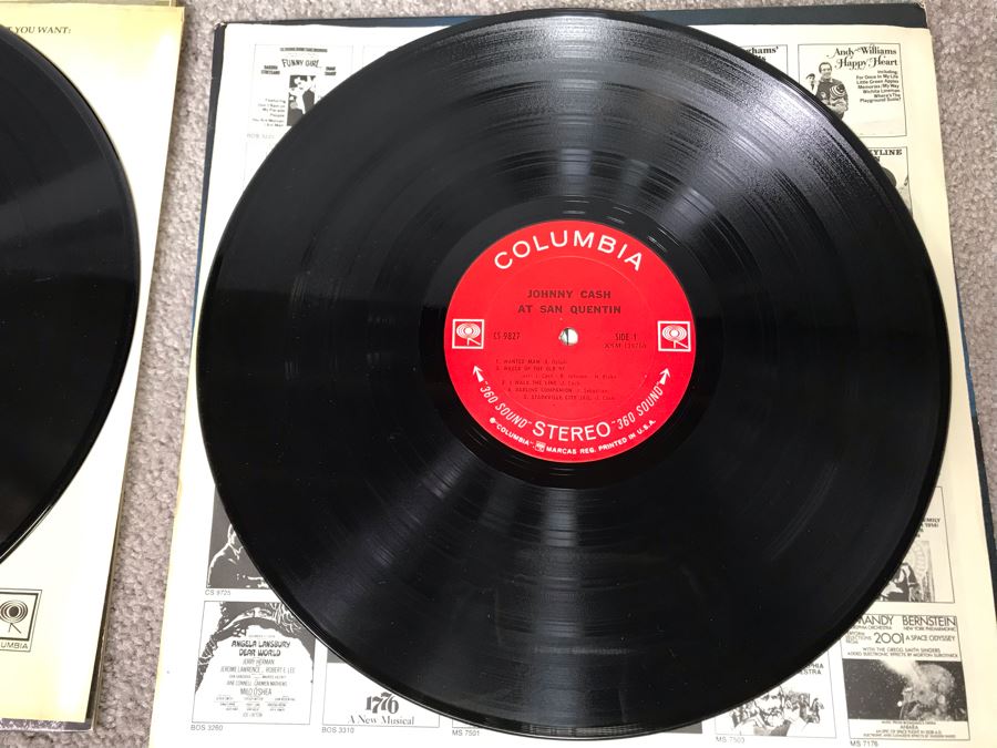 (2) Johnny Cash Vinyl Records: At Folsom Prison And At San Quentin [Photo 10]