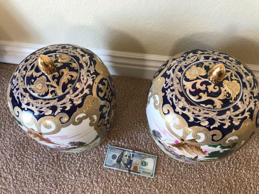 Pair Of Signed Chinese Lidded Jars 14H - FRE [Photo 9]