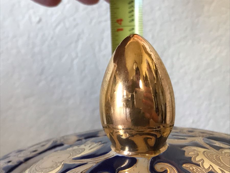 Pair Of Signed Chinese Lidded Jars 14H - FRE [Photo 13]