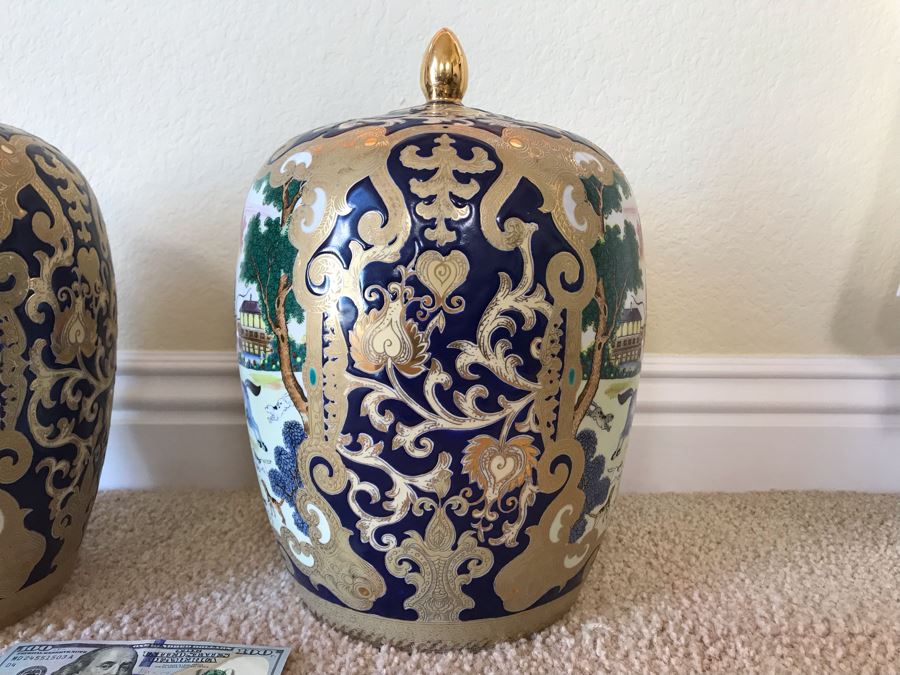Pair Of Signed Chinese Lidded Jars 14H - FRE [Photo 7]