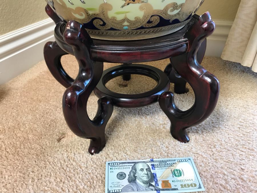 Large Chinese Flower Pot With Wooden Stand (Matches Pair Of Lidded Jars In Sale) 20.5H With Stand - FRE [Photo 7]