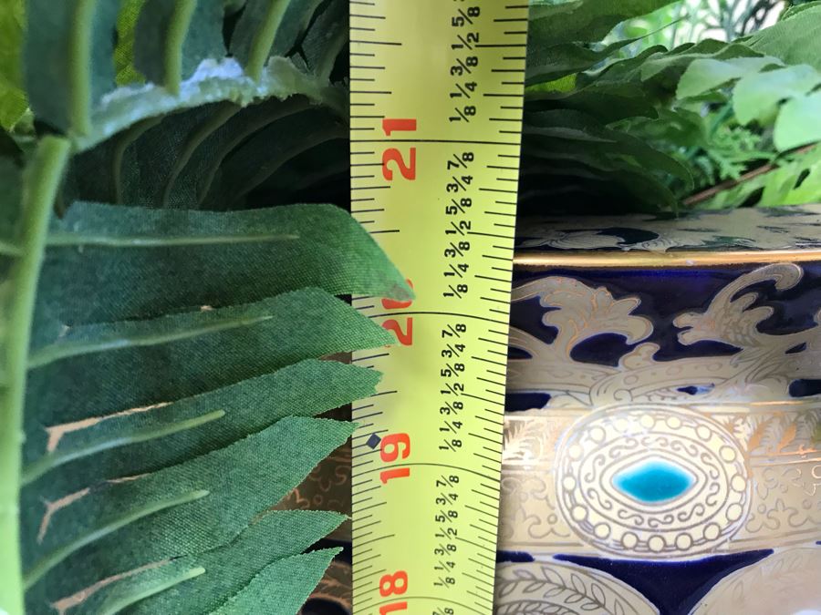 Large Chinese Flower Pot With Wooden Stand (Matches Pair Of Lidded Jars In Sale) 20.5H With Stand - FRE [Photo 11]