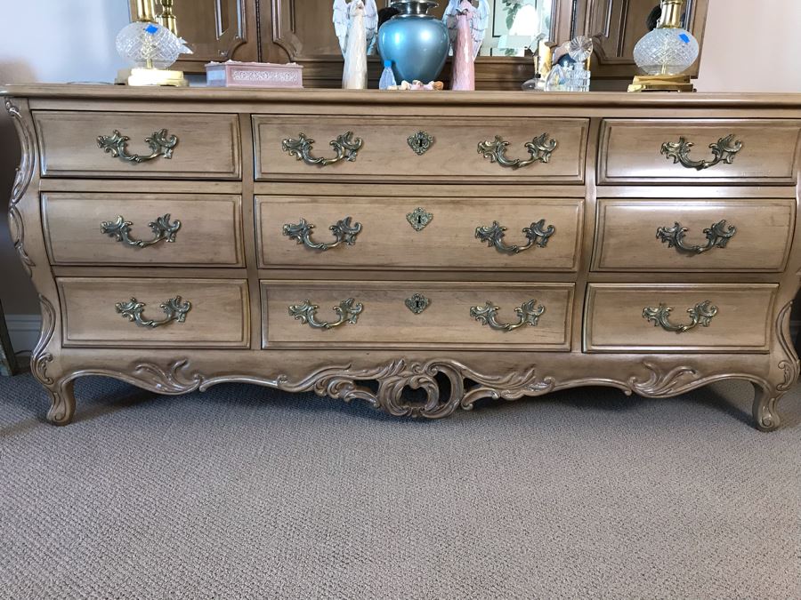 Elegant Century Furniture 9-Drawer Chest Of Drawers With 3-Piece Adjustable Mirror 75W X 19D - FRE [Photo 10]