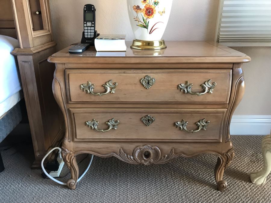 Pair Of Century Furniture Nightstands Side Tables 2-Drawer Chest Of Drawers - FRE [Photo 6]