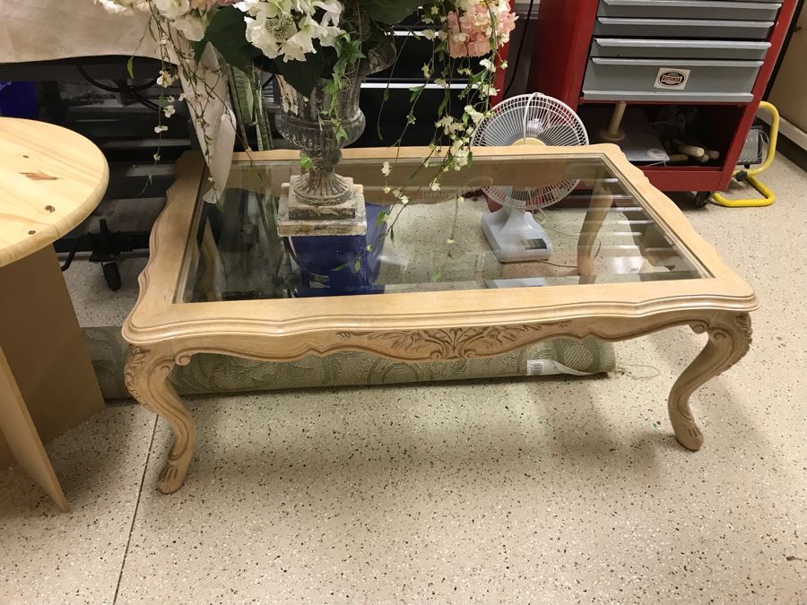 Elegant Wooden Coffee Table With Glass Top - FRE