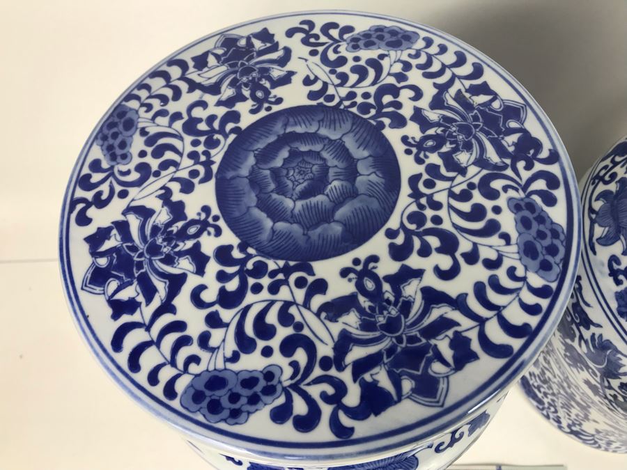 Pair Of Chinese Contemporary Blue And White Stools Pedestals 16H X 9.5W - LJE [Photo 5]