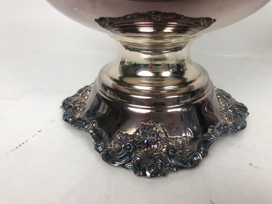 Baroque By Wallace Footed Silverplate Champagne Bucket, Baroque By Wallace Silverplace Footed Ice Bucket And Modern Crystal Ice Bucket - LJE [Photo 4]