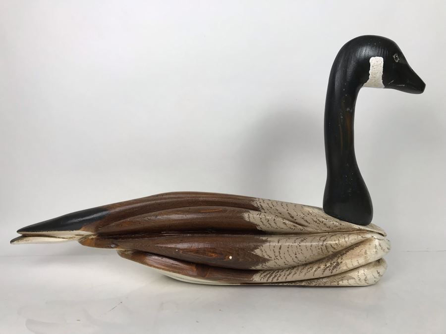 Huge Hand Carved Solid Wood Goose Hand Painted Signed R. Beauchamp Underneath 30L X 17H - LJE [Photo 9]