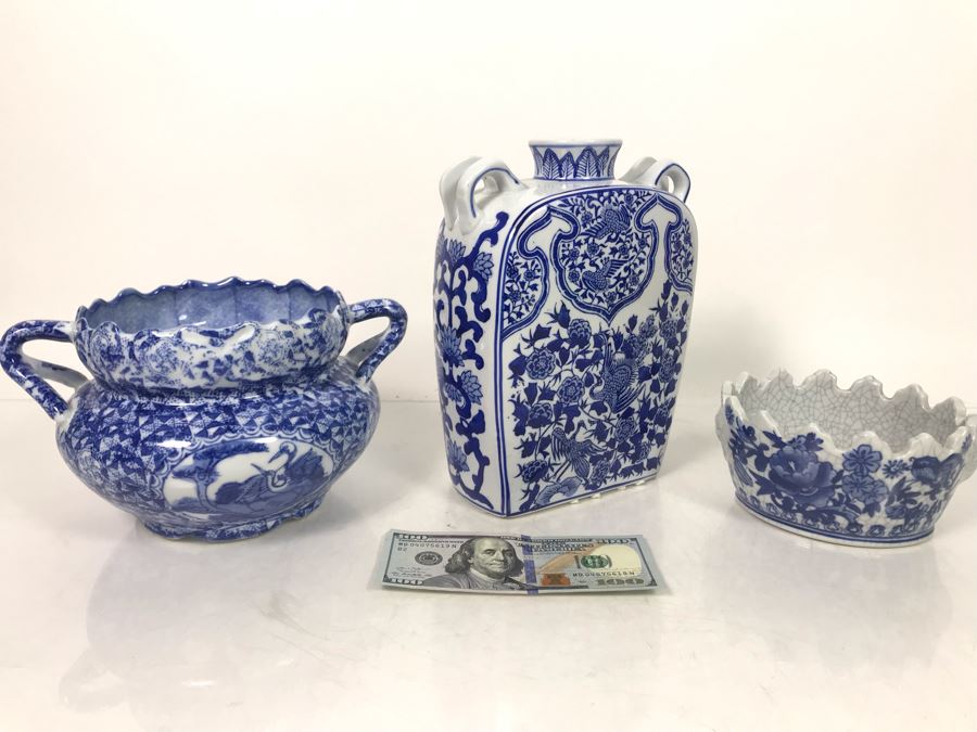 Set Of (3) Decorative Chinese Blue And White Bowls And Vessel - Bowl On Right Is Signed - LJE [Photo 2]