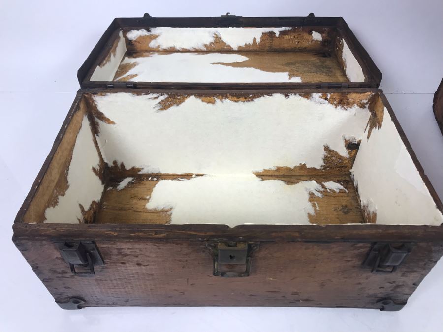 Vinage Wooden Handmade Trunk And Box [Photo 8]