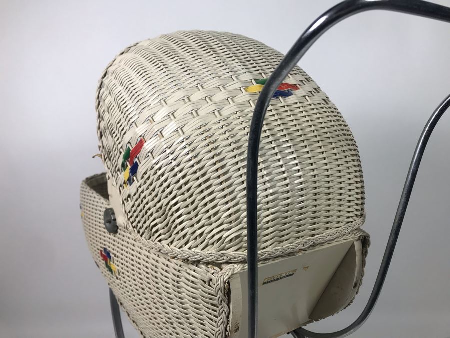 Vintage South Bend White Wicker Child's Toy Baby Carriage 26L X 27H X 12W - LJE [Photo 4]