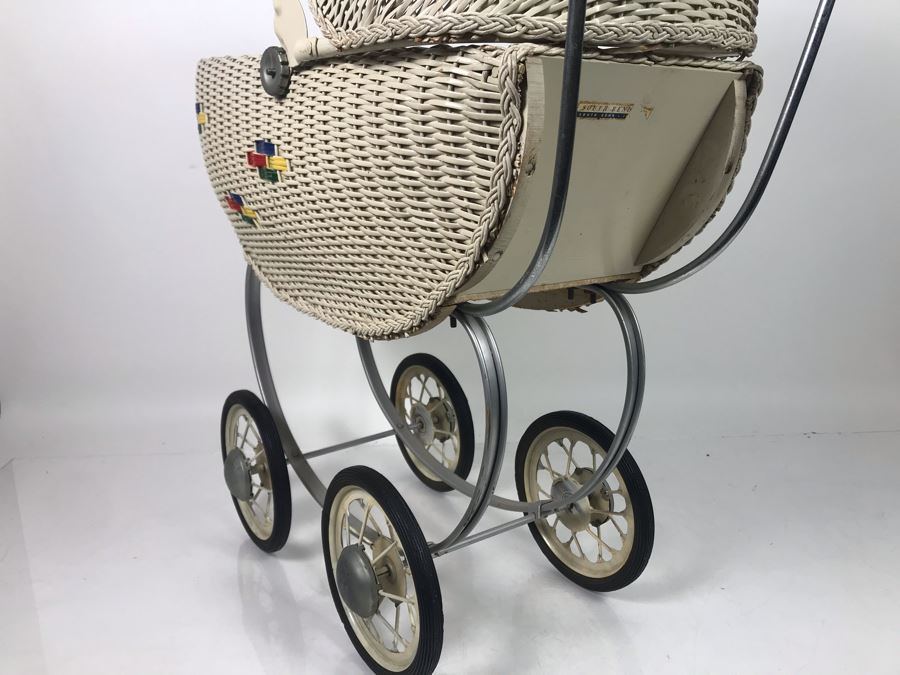 Vintage South Bend White Wicker Child's Toy Baby Carriage 26L X 27H X 12W - LJE [Photo 3]