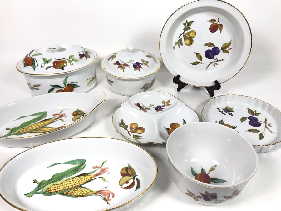 Royal Worcester Fine Porcelain Collection Evesham Pattern - 10 Pieces - LJE