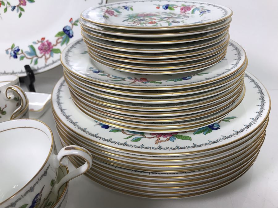New Set Of Aynsley Gold Rim Fine English Bone China Pembroke Pattern Over 60 Pieces Some With Tags - LJE [Photo 19]