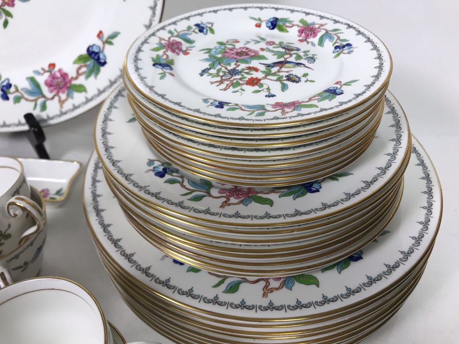 New Set Of Aynsley Gold Rim Fine English Bone China Pembroke Pattern ...