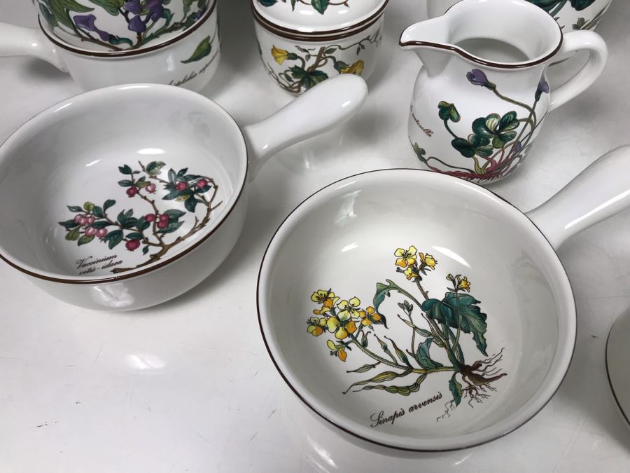 Villeroy & Boch Porcelain Collection Botanica Pattern Over 30 Pieces LJE