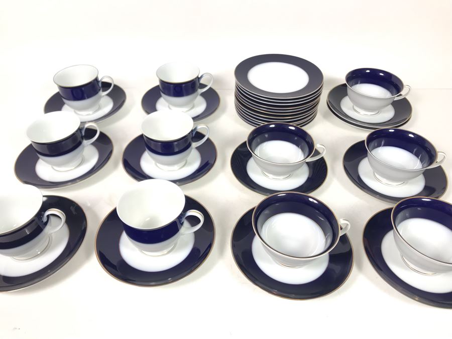 Rosenthal German Classic Rose Gold Rim China Set 30+ Pieces - LJE [Photo 3]