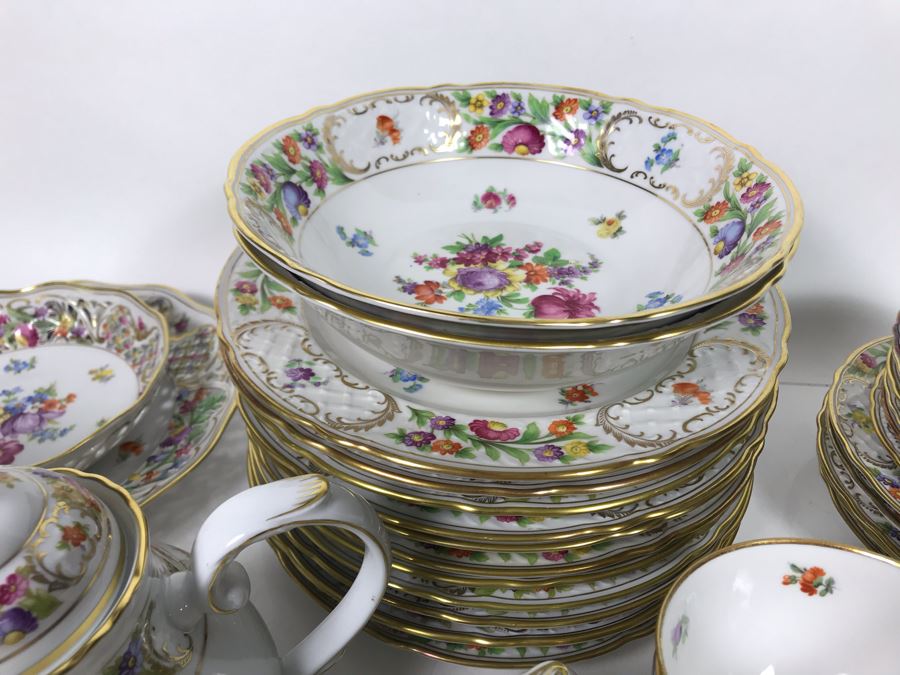Golden Crown E&R Schumann Germany Empress Dresden Flowers Gold Rim China Set Apx 70 Pieces - LJE [Photo 15]