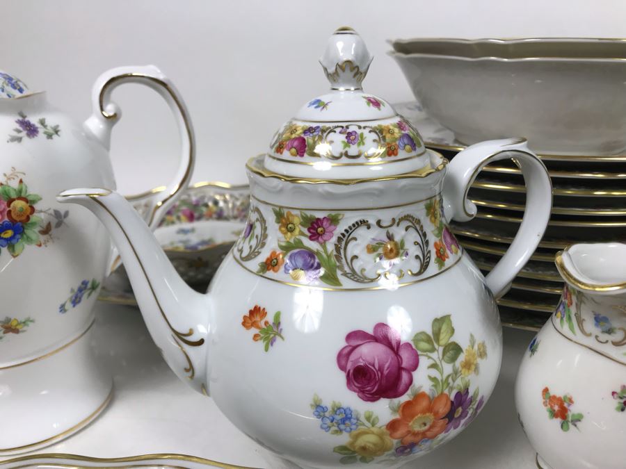 Golden Crown E&R Schumann Germany Empress Dresden Flowers Gold Rim China Set Apx 70 Pieces - LJE [Photo 8]