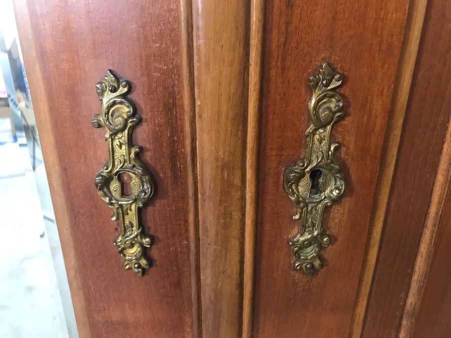 Stunning Hand Carved European Cabinet Armoire With (4) Wooden Shelves 50W X 21D X 84H - See Photos For Details - LJE [Photo 13]
