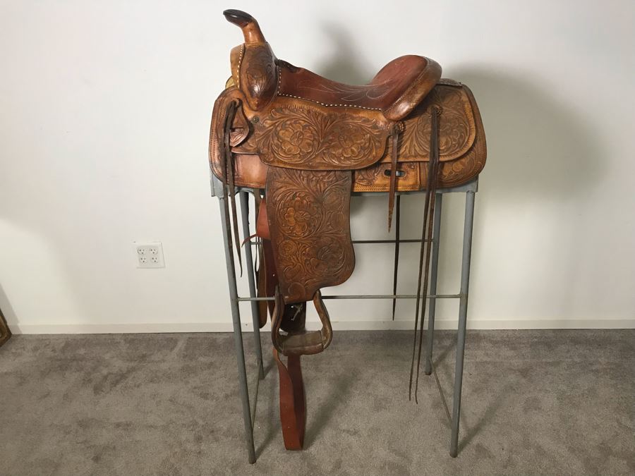 Vintage William N Porter Phoenix, Arizona Tooled Leather Western Riding Horse Saddle With Metal Display Stand - World's Finest Made Saddles - Retails $4,000 - La Jolla Estate (LJE) [Photo 3]